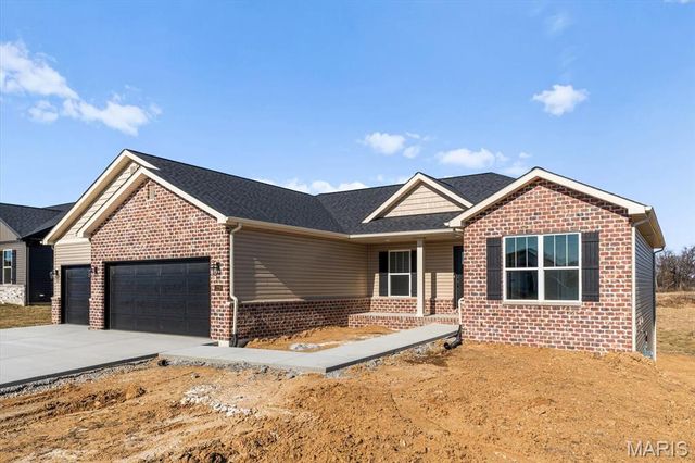 1228 Ole Town Bridge Drive, O'fallon, IL 62269