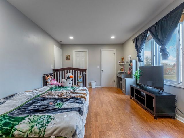 1132 E Randville Drive 2H, Palatine, IL 60074