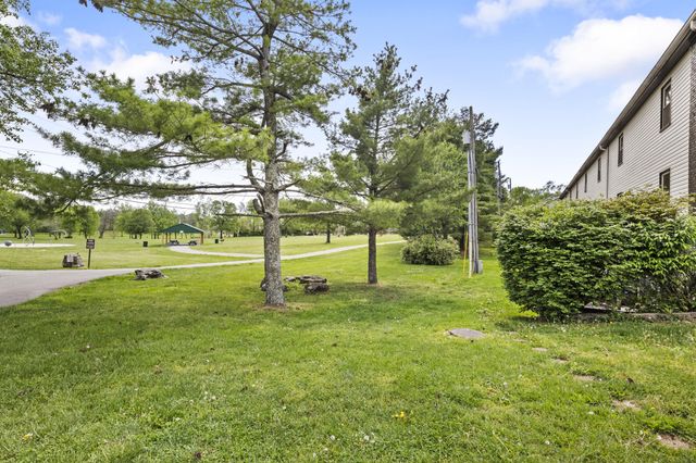 166-180 Heritage Drive, Nicholasville, KY 40356