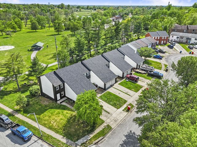 166-180 Heritage Drive, Nicholasville, KY 40356