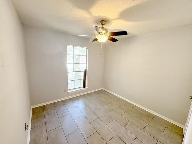 28 Rockfern Court, The Woodlands, TX 77380