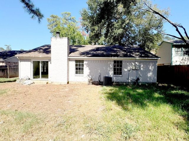 28 Rockfern Court, The Woodlands, TX 77380