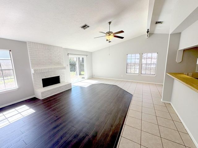 28 Rockfern Court, The Woodlands, TX 77380