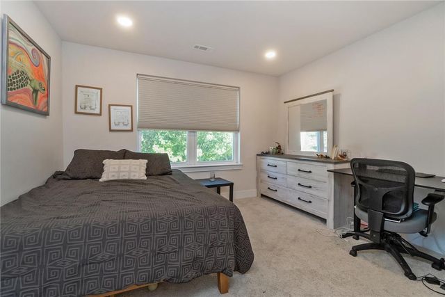 2955 Ithaca Street, Allentown City, PA 18103
