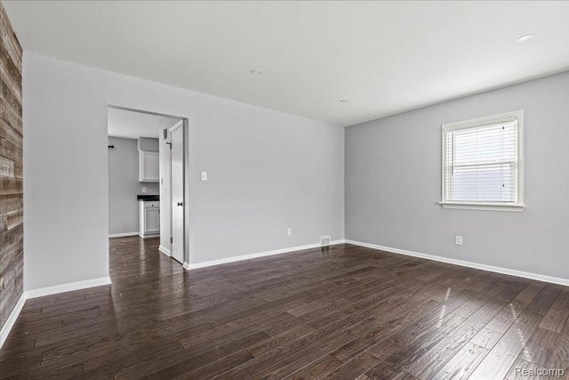 1016 Amelia Avenue, Royal Oak, MI 48073