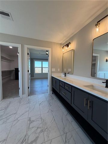 22364 W 90th Terrace, Lenexa, KS 66227