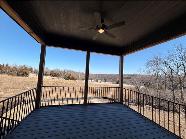 22364 W 90th Terrace, Lenexa, KS 66227