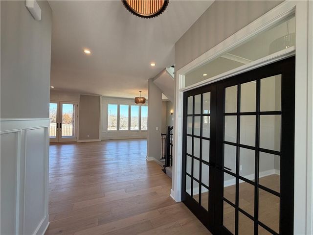 22364 W 90th Terrace, Lenexa, KS 66227