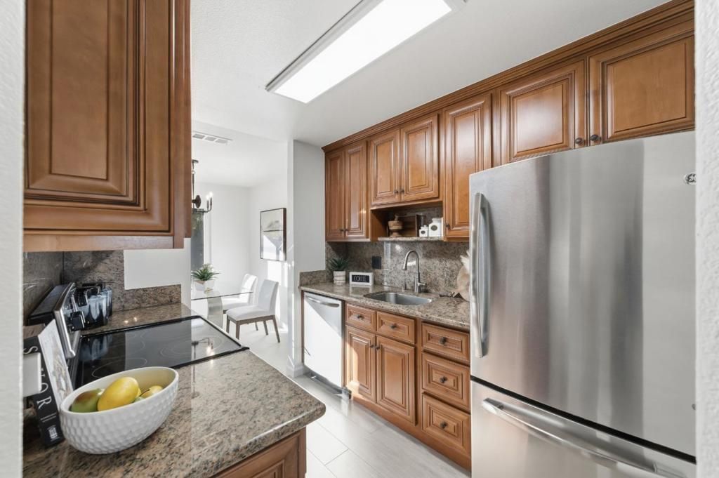 Image 18 of property listing at 2265 Sun Glory Lane B, San Jose, CA 95124