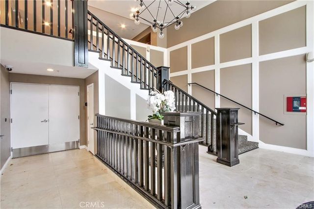 838 Pine Avenue 307, Long Beach, CA 90813