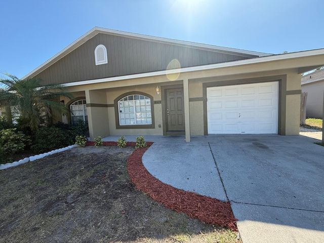 8539 N HYALEAH ROAD, Tampa, FL 33617
