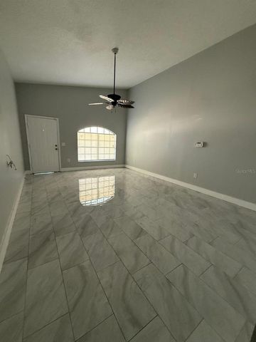 8539 N HYALEAH ROAD, Tampa, FL 33617