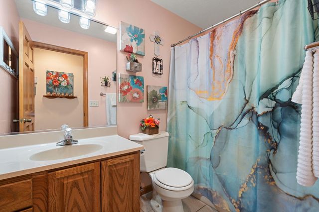 9930 W 1100 N, Demotte, IN 46310