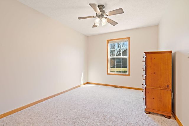 9930 W 1100 N, Demotte, IN 46310