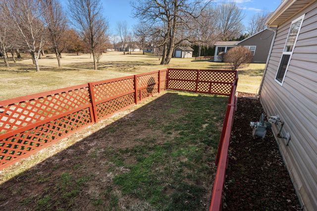 9930 W 1100 N, Demotte, IN 46310