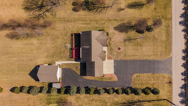 9930 W 1100 N, Demotte, IN 46310