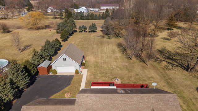 9930 W 1100 N, Demotte, IN 46310