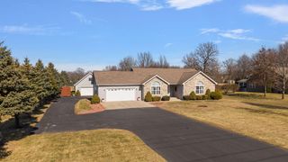 9930 W 1100 N, Demotte, IN 46310