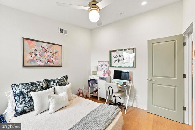 2210 E THOMPSON ST, Philadelphia, PA 19125