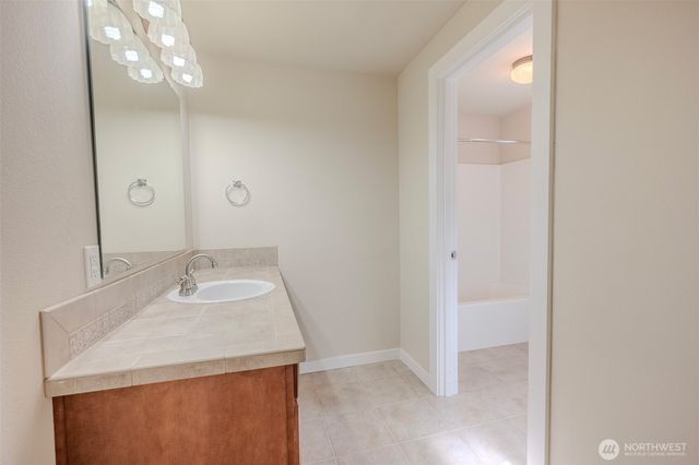 12707 12th Dr SE, Everett, WA 98208