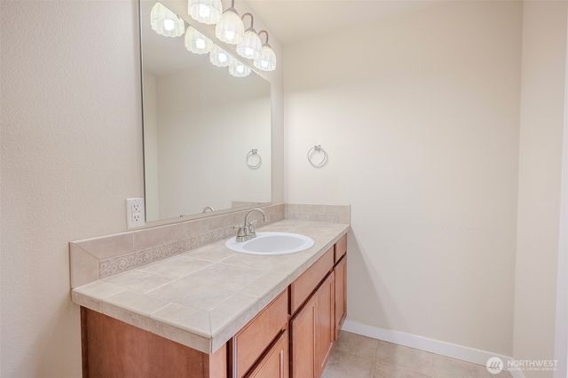 12707 12th Dr SE, Everett, WA 98208