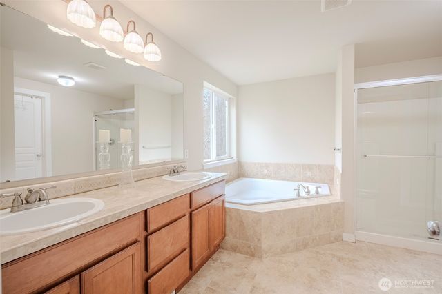 12707 12th Dr SE, Everett, WA 98208