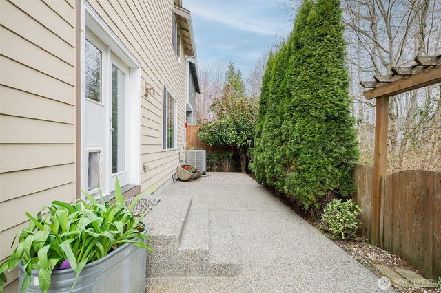 12707 12th Dr SE, Everett, WA 98208