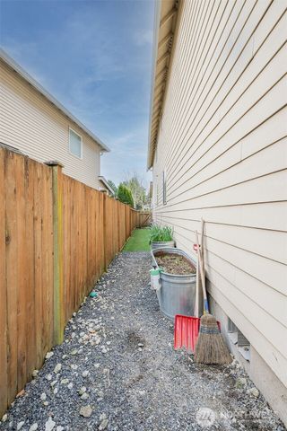12707 12th Dr SE, Everett, WA 98208