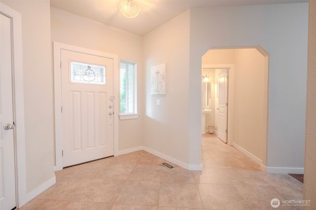 12707 12th Dr SE, Everett, WA 98208