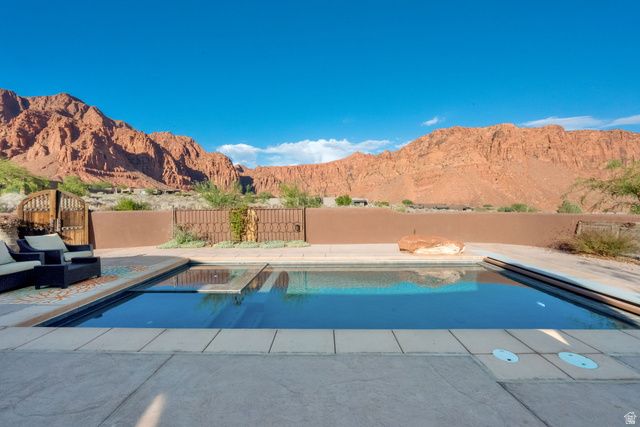 1060 W WINTOOK DR, Ivins, UT 84738