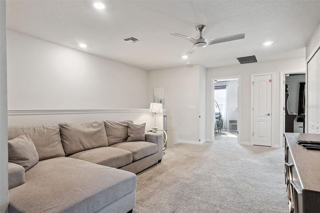 7163 OAKMOSS LOOP, Davenport, FL 33837