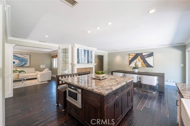 712 Aleppo, Newport Beach, CA 92660