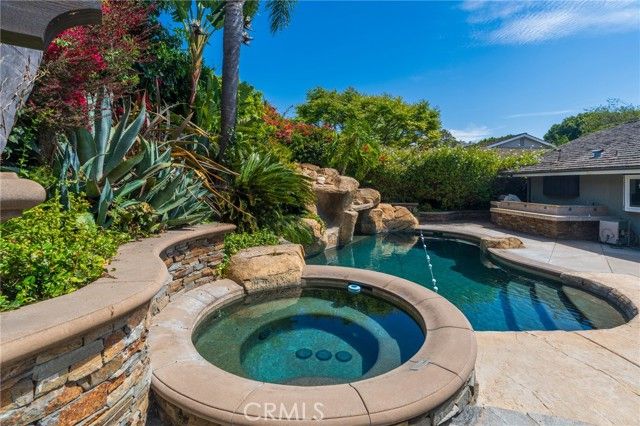 712 Aleppo, Newport Beach, CA 92660