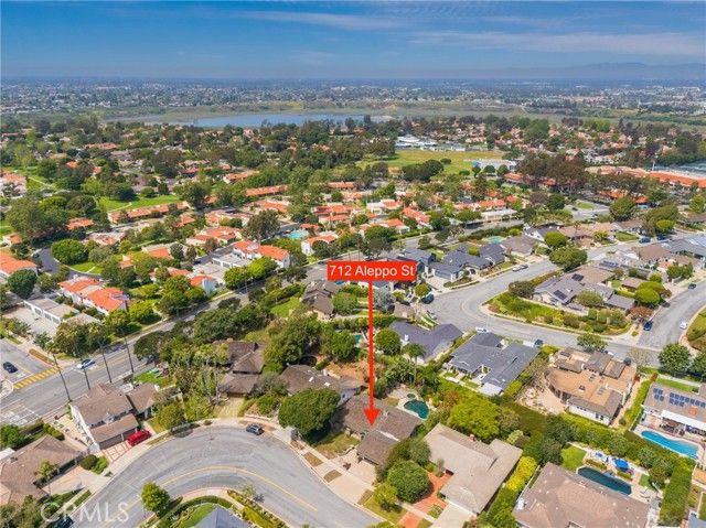 712 Aleppo, Newport Beach, CA 92660
