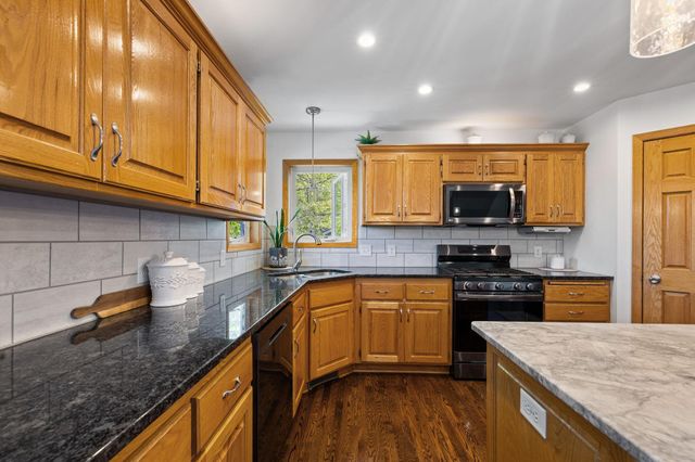 1303 155th Lane NW, Andover, MN 55304