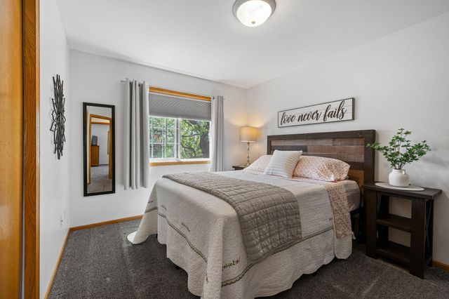 1303 155th Lane NW, Andover, MN 55304