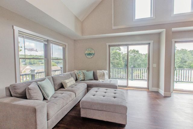 480 Baldwin Heights Circle, Howard, OH 43028
