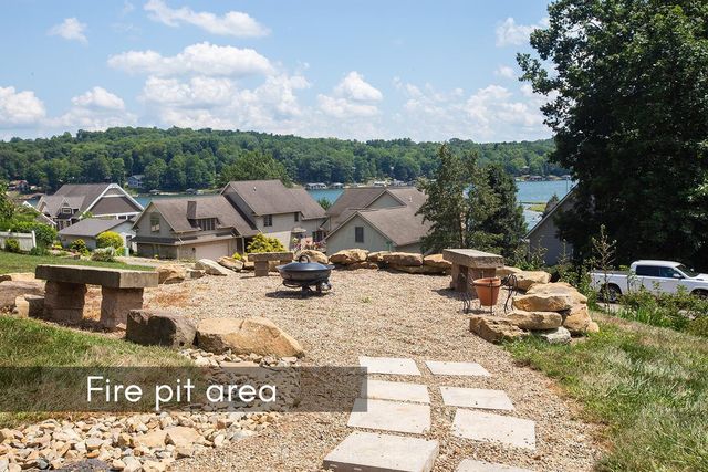 480 Baldwin Heights Circle, Howard, OH 43028