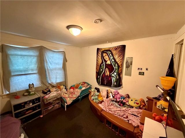 16 Devitt Road, Rochester, NY 14615