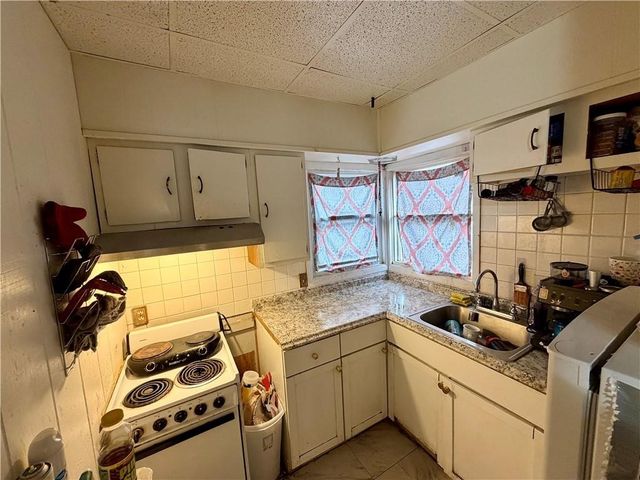 16 Devitt Road, Rochester, NY 14615