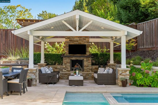 2829 Litina Ct, Alamo, CA 94507