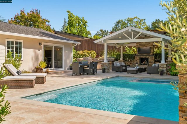 2829 Litina Ct, Alamo, CA 94507