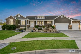 1246 S 4350 W, Syracuse, UT 84075