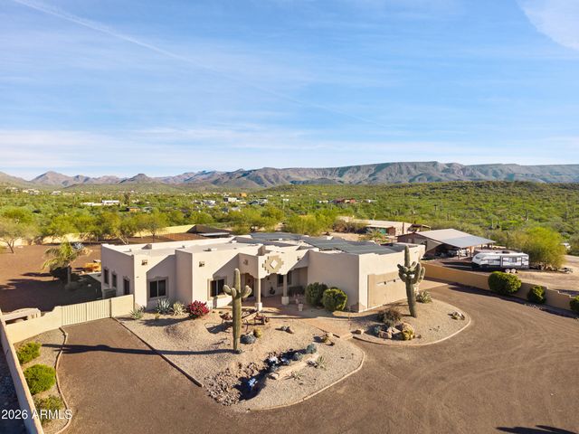 47316 N 10TH Avenue, New River, AZ 85087