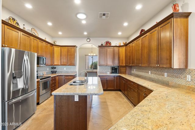 47316 N 10TH Avenue, New River, AZ 85087