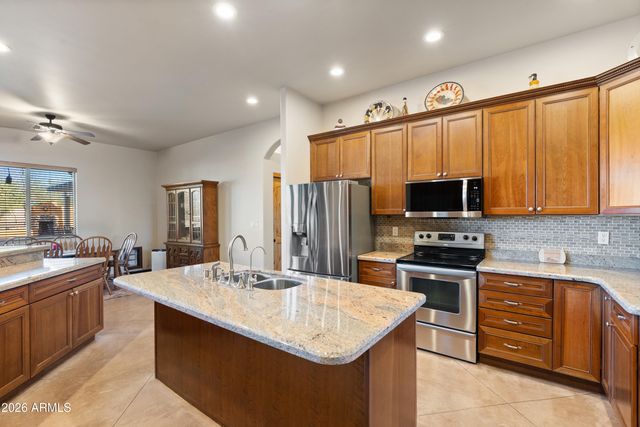 47316 N 10TH Avenue, New River, AZ 85087