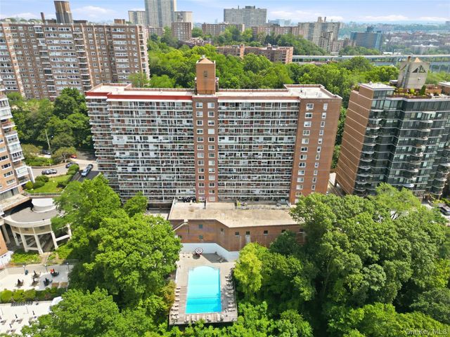 2575 Palisade Avenue 11J, Bronx, NY 10463