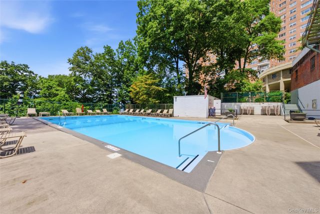 2575 Palisade Avenue 11J, Bronx, NY 10463