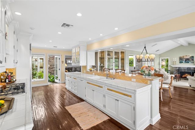 1921 Yacht Colinia, Newport Beach, CA 92660