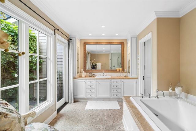 1921 Yacht Colinia, Newport Beach, CA 92660